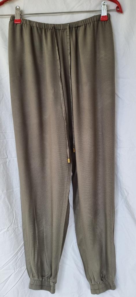 Relaxed fit broek– maat 38 – kaki, Kleding | Dames, Maat 38/40 (M), H&M, Ophalen of Verzenden, Lang