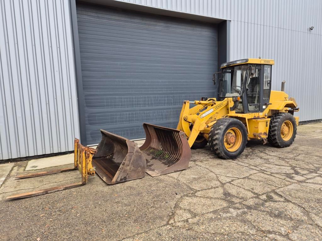 Venieri VF563 Shovel Wiellader, Ophalen