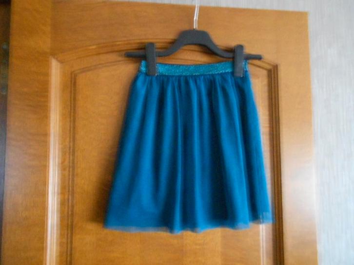 jupe en voile couleur pétrole avec 140 JBC, Enfants & Bébés, Vêtements enfant | Taille 140, Utilisé, Fille, Robe ou Jupe, Enlèvement ou Envoi