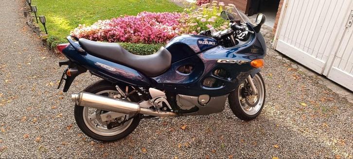 Suzuki GSX-F 750 uit 1999, Motoren, Motoren | Suzuki, Bedrijf, Sport, meer dan 35 kW, 4 cilinders, Motorrijbewijs A, ABS, Ophalen
