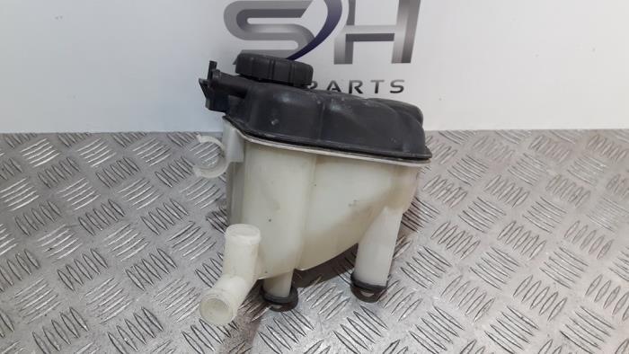 Réservoir d'expansion d'un Mercedes ML-Klasse, 3 mois de garantie, Utilisé, -, -