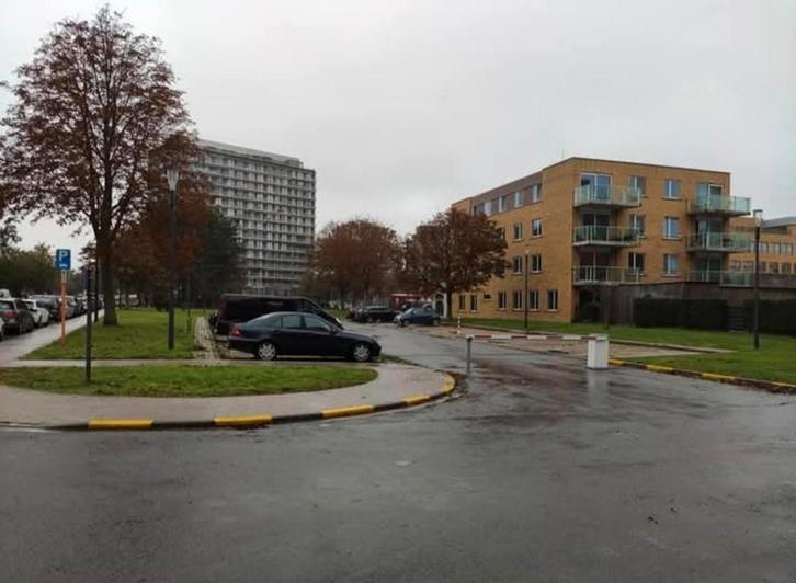 Parkeerplaats Oostende centrum te huur, Immo, Garages en Parkeerplaatsen, Oostende
