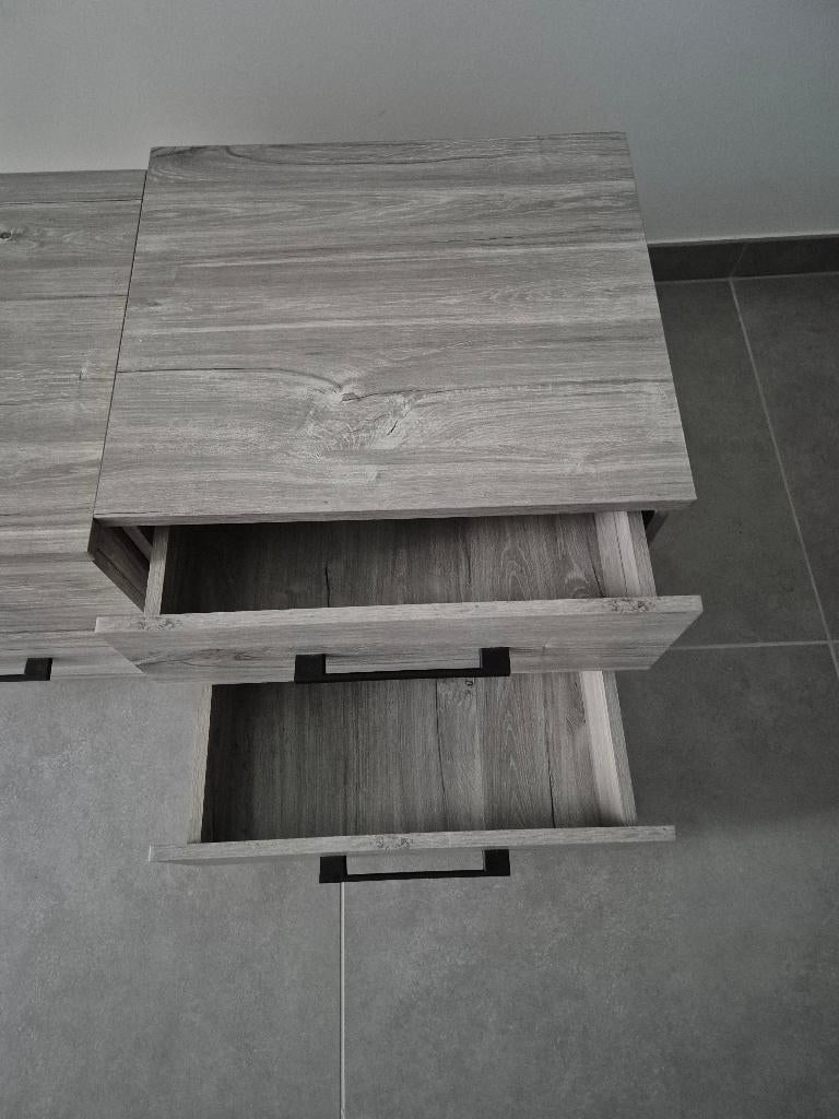 Nachtkasjes, Huis en Inrichting, Minder dan 45 cm, Verzenden, Zo goed als nieuw, Minder dan 55 cm