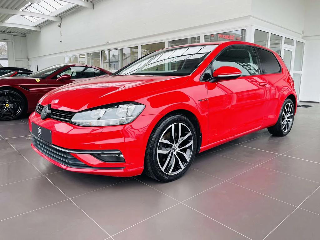 Volkswagen Golf 1.6 CR TDi * GARANTIE + GPS + COCKPIT *, Gebruikt, Euro 6, 4 cilinders, Bedrijf