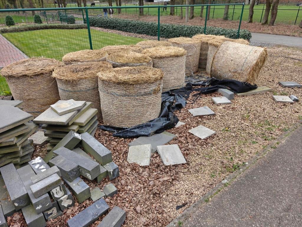 Gratis op te halen hooi, Enlèvement