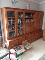 Vitrine avec bar, Enlèvement