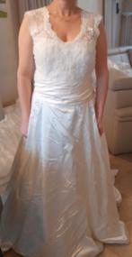 Robe de mariée, Lasposa Roeselare, magnifique, Vêtements | Femmes, Vêtements de mariage & Accessoires de mariage, Enlèvement, Comme neuf