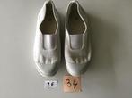 1 paire de chaussons de sport taille 34 pour seulement 2€, Sports & Fitness, Enlèvement ou Envoi, Comme neuf