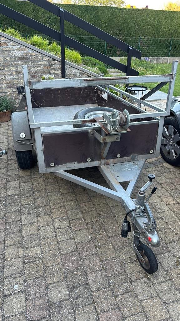 Aanhangwagen enkelas, Ophalen, Zo goed als nieuw