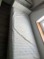 Bed met kasten, Ophalen, Zo goed als nieuw