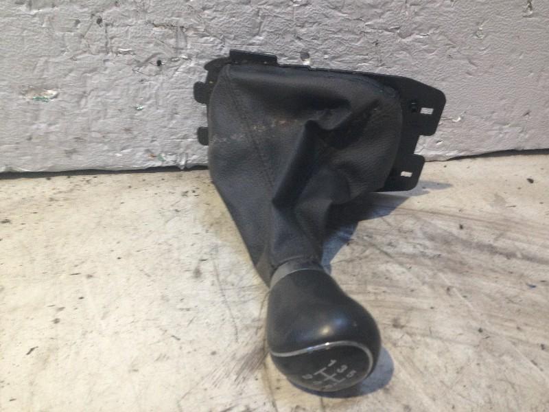 SOUFFLET LEVIER DE VITESSES en knop Ford EcoSport (JK8), Autos : Pièces & Accessoires, Habitacle & Garnissage, Ford, Utilisé