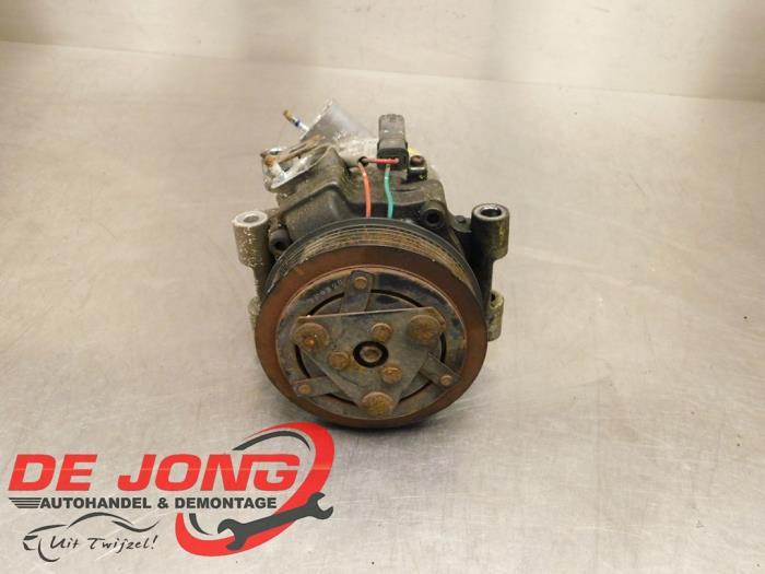 Pompe clim d'un Peugeot Partner, -, 3 mois de garantie, Utilisé, -