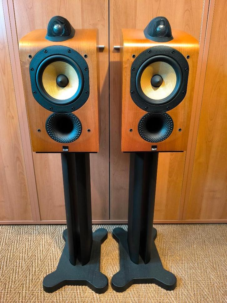 B&W 705S1 boxen uitzonderlijk mooi inclusief originele voet, Audio, Tv en Foto, Luidsprekerboxen, Gebruikt, Front, Rear of Stereo speakers