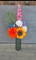 Vase avec fleurs artificielles, Enlèvement ou Envoi