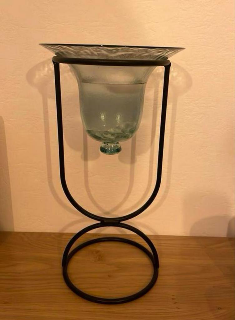 Stolp met metalen staander, Ophalen, Zo goed als nieuw