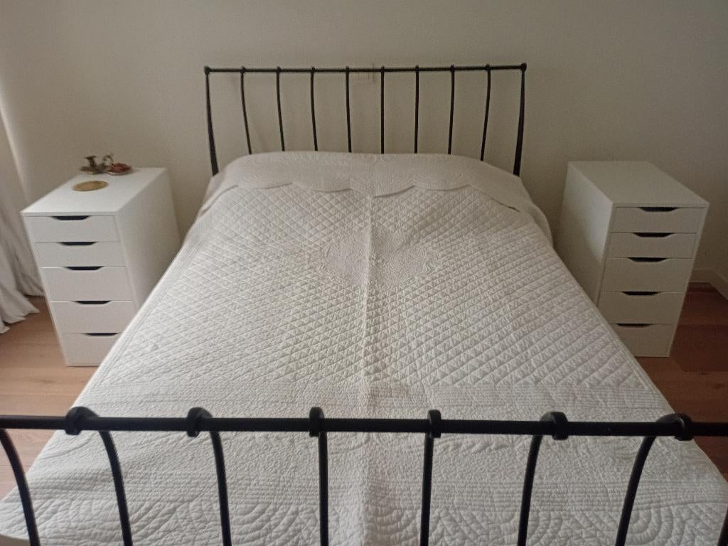 Bed Laura Ashley, Huis en Inrichting, Ophalen, Gebruikt, Bruin, 140 cm