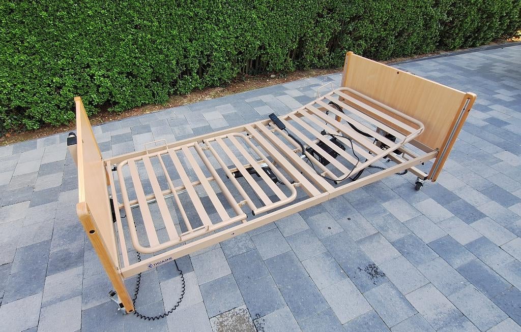 Elektrisch ziekenhuisbed, Enlèvement, Comme neuf