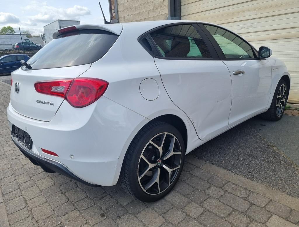 ALFA ROMEO GIULIETTA 1.4i 2021 AIRCO GPS CUIR 123000KM, Autos, Alfa Romeo, Cuir, Achat, Euro 6, Entreprise