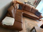 Bruine leren hoekzetel met longchair – gebruikssporen, Huis en Inrichting, Zetels | Complete zithoeken, Ophalen, Zo goed als nieuw