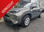 Toyota Yaris Cross 1.5 VVT-ie Hybrid 85kW Dynamic CVT, Auto's, Stof, Gebruikt, 750 kg, Overige kleuren