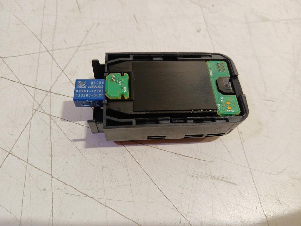 Regensensor Toyota Prius, Onderdelen@venauto.nl, Van der Ven Autorecycling B.V., Ettenseweg 76, 4706 PB Roosendaal, The Netherlands