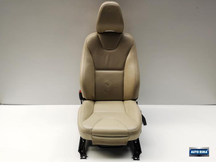 Siège gauche d'un Volvo XC60, Autos : Pièces & Accessoires, Habitacle & Garnissage, Utilisé, 3 mois de garantie, Enlèvement ou Envoi