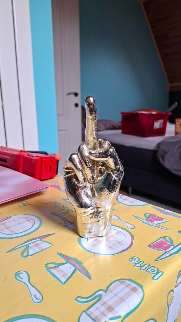 Middelvinger, Ophalen