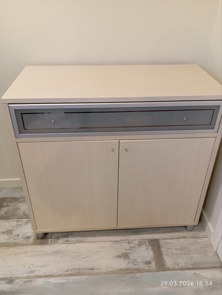 Kast en stoelen GRATIS, Enlèvement ou Envoi