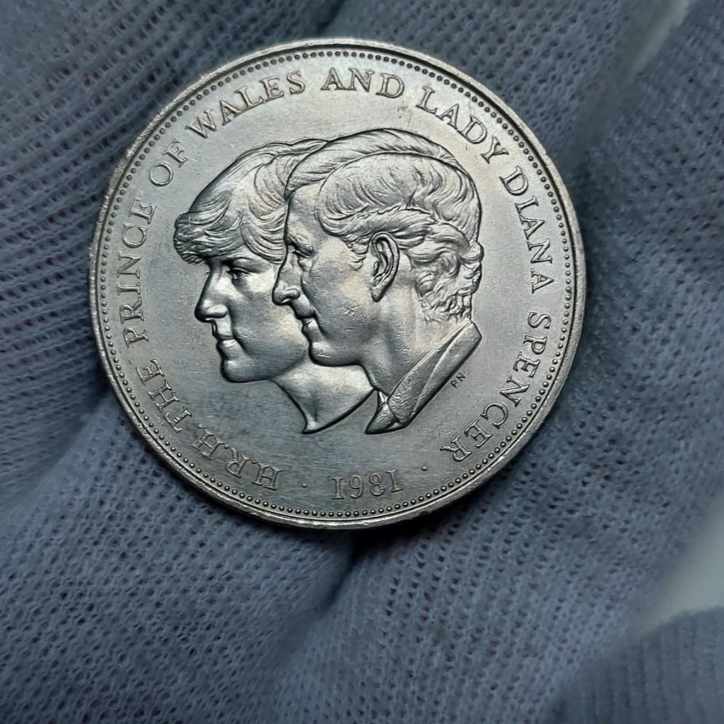 Munt / Verenigd Koninkrijk / 25 N. Pence / Bruiloft / 1981, Ophalen of Verzenden, Losse munt