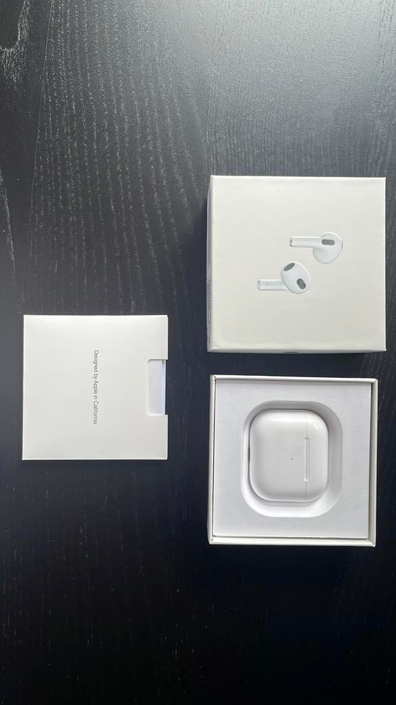 Airpods 3rd generation, Télécoms, Téléphonie mobile | Écouteurs, Comme neuf, Apple, Détection de port, Blanc