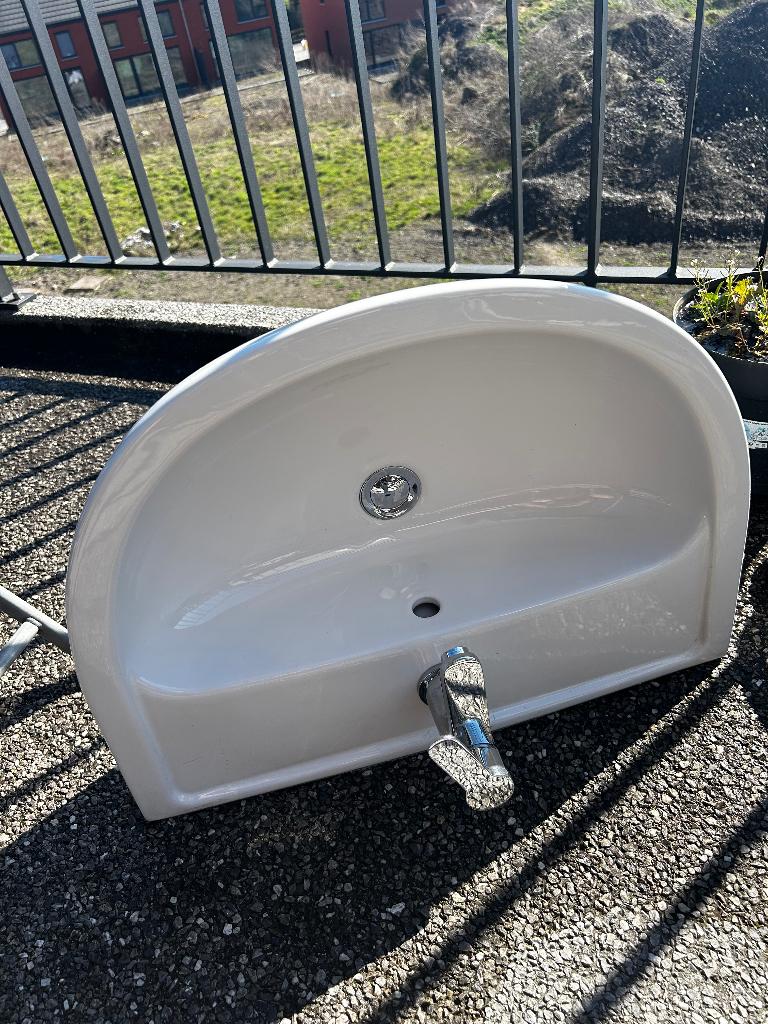 Lavabo avec mitigeur, Enlèvement, Comme neuf, Lavabo