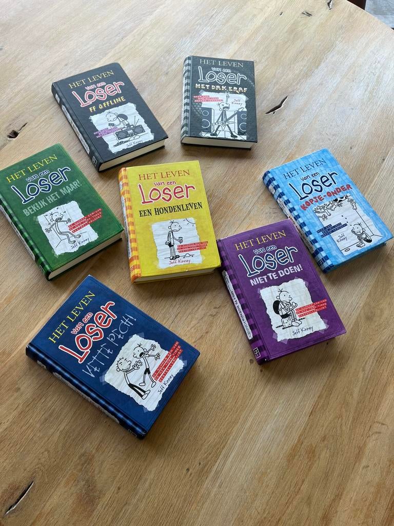 7 boeken van HET LEVEN VAN EEN LOSER, Boeken, Ophalen, Gelezen