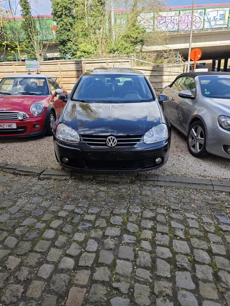 Golf 5 1.4 tsı Benzine  km 233800
Bj 2008 info 0473278649, Golf, Particulier, Te koop, Benzine