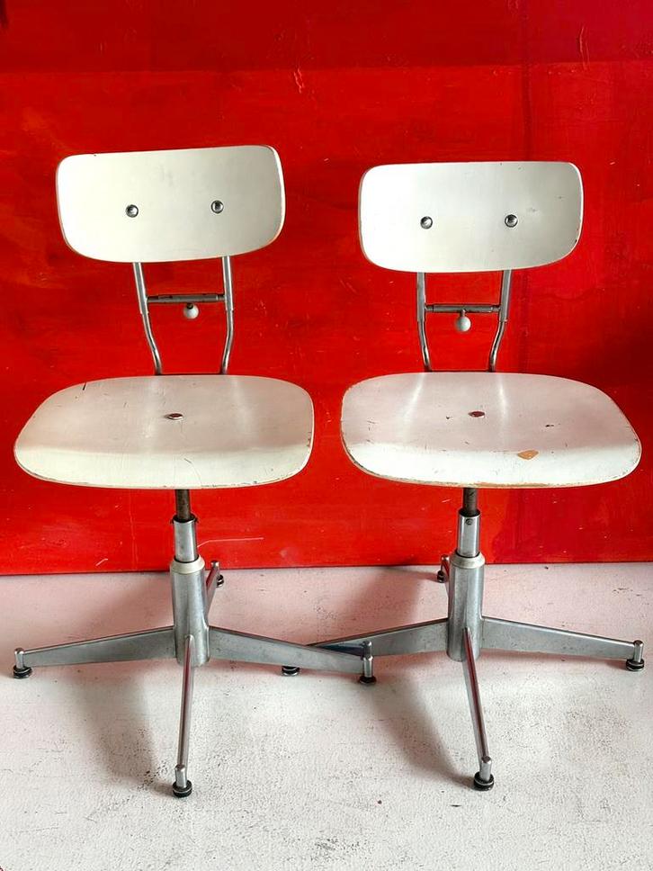 2x Tabouret, Chaise d’atelier d’architecte scandinave 70’s, Antiek en Kunst, Antiek | Meubels | Stoelen en Sofa's, Ophalen