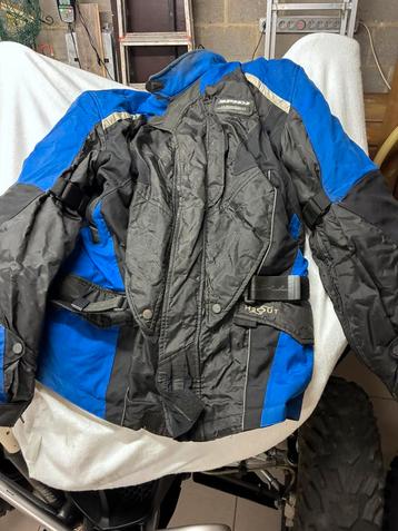 Veste de moto hiver beschikbaar voor biedingen