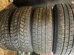 Jantes et pneus hiver 215/65r 15, Autos : Pièces & Accessoires, Pneus & Jantes, 15 pouces, Véhicule utilitaire, Pneu(s), Enlèvement