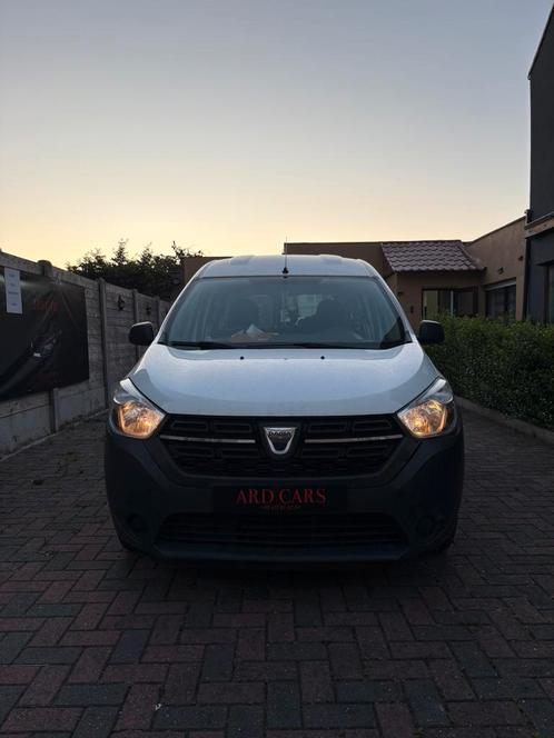 Dacia Dokker 1.6 i, Auto's, Bestelwagens en Lichte vracht, Particulier, ABS, Achteruitrijcamera, Adaptive Cruise Control, Airbags