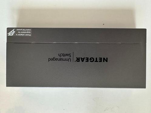 Netgear GS108LP - 8 poort Unmanaged PoE+ Gigabit Switch, Computers en Software, Netwerk switches, Zo goed als nieuw, Ophalen
