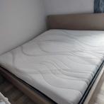 Lit+ matelas 2m/2m, Comme neuf, Matelas, Enlèvement ou Envoi