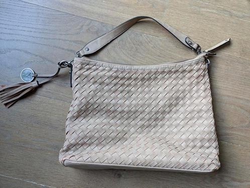Twee handtassen, Handtassen en Accessoires, Portemonnees, Gebruikt, Overige merken, Beige, Ophalen of Verzenden