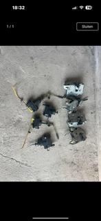 Deur sloten met pomp w124, Auto-onderdelen, Ophalen