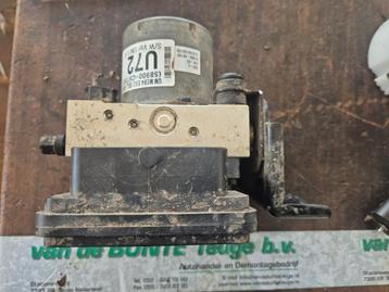 ABS Pomp van een Kia Sorento beschikbaar voor biedingen