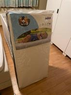 Matras babybed, Ophalen, Zo goed als nieuw, Matras