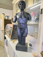 Groot beeld van apollo, Enlèvement ou Envoi