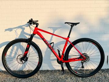 TE KOOP! TREK SUPERFLY 7 beschikbaar voor biedingen
