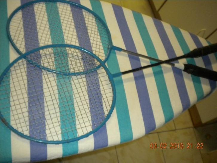 Badmintonracketten + pluimpjes erbij, Hobby en Vrije tijd, Gezelschapsspellen | Overige, Ophalen
