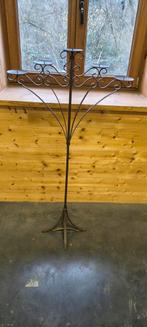 Bougeoir de sol en fer forgé, Huis en Inrichting, Woonaccessoires | Kandelaars en Kaarsen, Ophalen