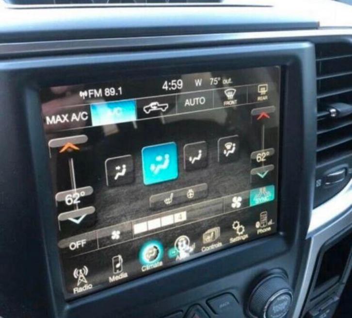 Dodge Ram 1500 2500 Display Reparatie, Auto diversen, Autoradio's, Zo goed als nieuw, Ophalen