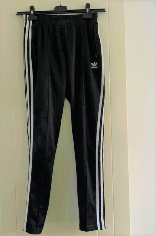 Adidas : zwart trainingsbroek rits aan enkels , S (D34 FR36), Kleding | Dames, Sportkleding, Zo goed als nieuw, Overige typen