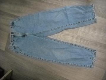 jeans broek-maat 152-mooie staat beschikbaar voor biedingen